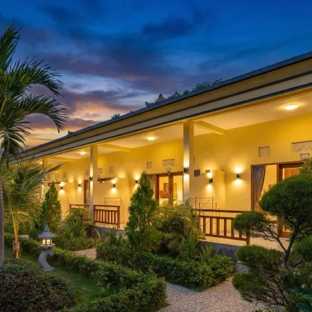Bali Nusa Cottage Отели рядом с достопримечательностью «Пляж Тамаринд»