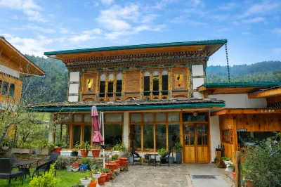 Om Amriti Отели в г. 