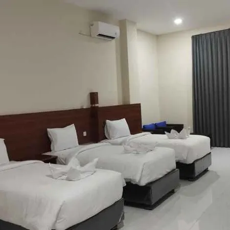 Palm Bajo Hotel