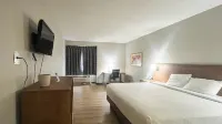 Motel 6 Fremont, OH - Pet friendly
