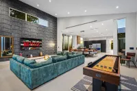 Villa Juani Waterfront Luxury Property