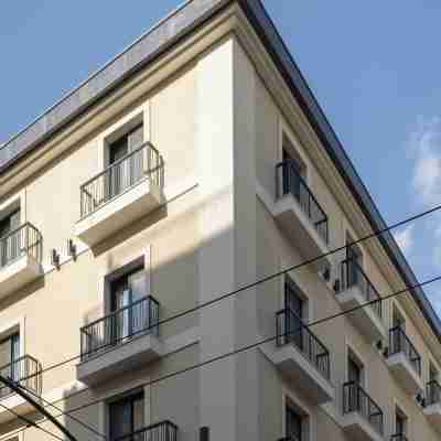 Leon by Zoia Living Hotel Exterior