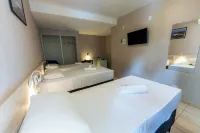 Hotel El Pilar by BSB Inn