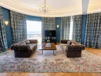 Warwick Palm Beach Hotel Hotels near Achrafieh
