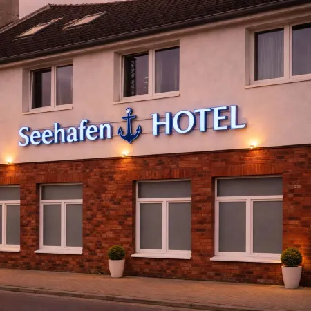 Hotel am Seehafen Отели рядом с достопримечательностью «Заповедник "Хокенлок"»