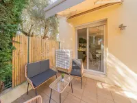 Bright House - AC - 2Br-4P - Gassin 加桑住宿飯店