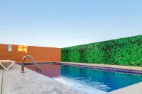 Sleep Inn Mazatlan - Uima-altaat