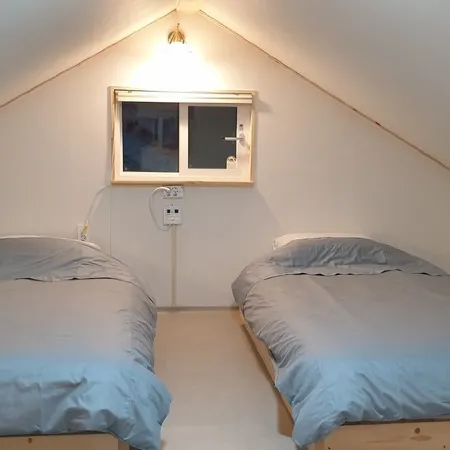 Full Moon Dalbawi Pension Отели в г. Чанхын