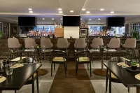 Renaissance Cincinnati Downtown Hotel - Quầy bar