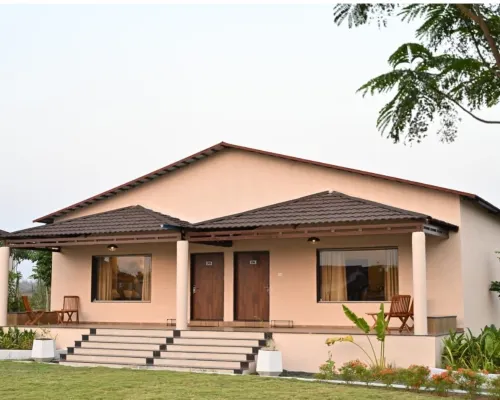 Dream Habitat Resort Hotels in Chandrapur District