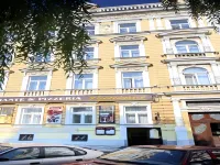 Hotel Klarinn Prague Castle Hotels near المعبد القديم-الحديث