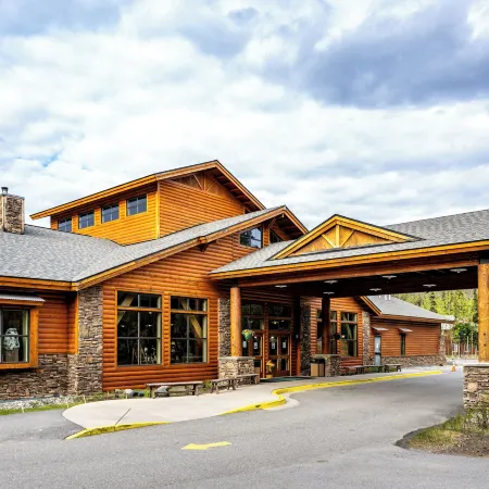 Denali Park Village