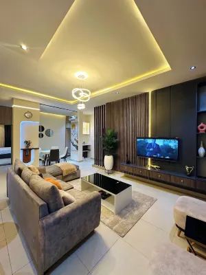 J&E Luxury Apartment - Homestay