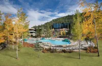 Everline Resort and Spa, Lake Tahoe - Pools