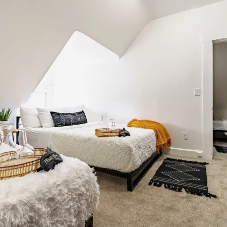 Jungle House Boutique Residences – Downtown Columbus & Short North