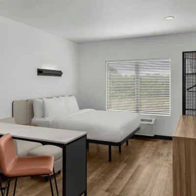StudioRes by Marriott Greensboro Airport Отели рядом с достопримечательностью «Гринсборо Колизей»