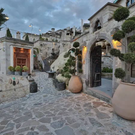 Elika Cave Suites