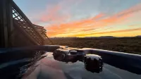 Tiny Glass Lodge - Homestays