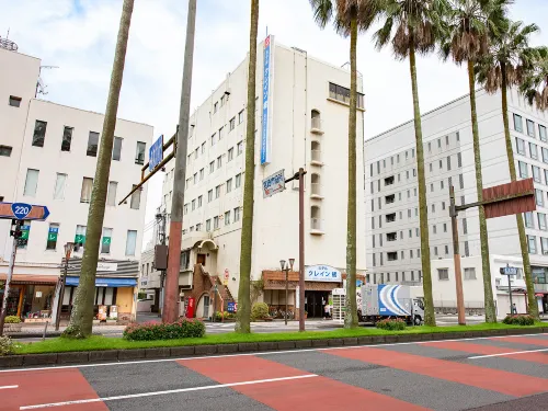 Hotel Crane Tachibana - Bãi đậu xe