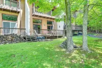 Windham Retreat w/ Private Deck & Mtn Views! - parking