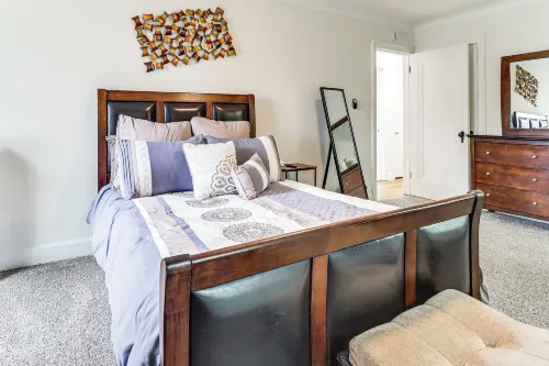 Spacious Detroit Tudor w/ Patio & Workspace! - balcony