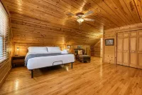 Rocky Top - Bunk/Game Room/Hot Tub/Mountain View - 3-Star