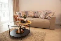 Easy Rent Nieruchomości - Desire - sarapan