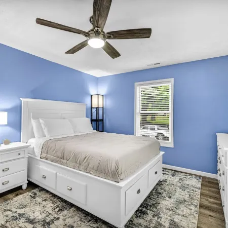 Welcome to simple comfort a like new family friendly home Full of accommodation