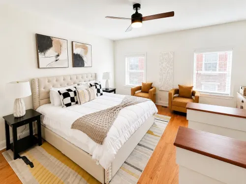 Luxury Rittenhouse Home - Steam Shower - 3Br - 2BA - บังกะโล