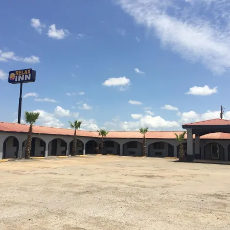 Relax Inn Dilley