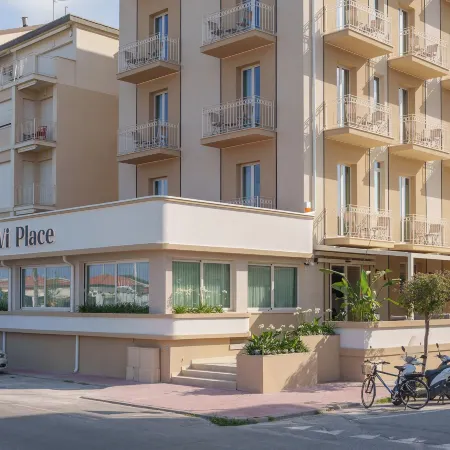 VI PLACE