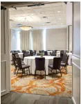 The Whitehall Houston - 4 звезды