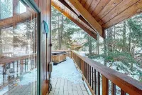 Classic Alyeska A-frame From the Resort's Early Days - Bungalows