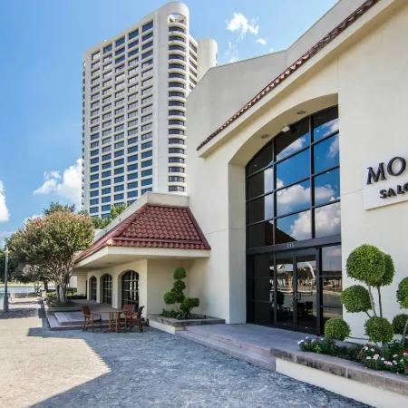 Omni Las Colinas Hotel