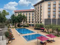 Radisson Blu Dhaka Water Garden - Uima-altaat
