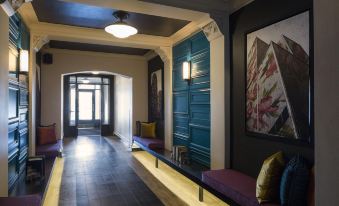 City Suites Hotel