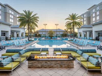 TownePlace Suites Orlando at FLAMINGO CROSSINGS® Town Center/Western Entrance