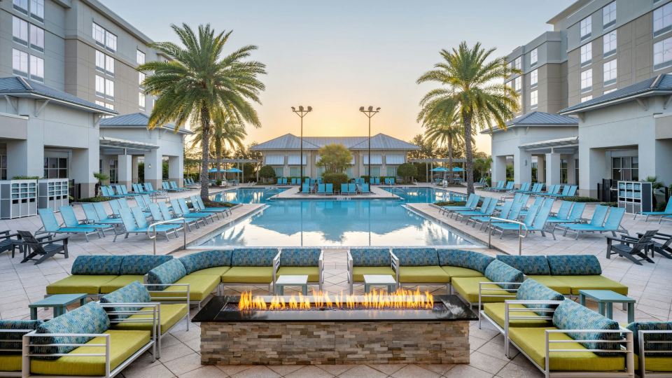 TownePlace Suites Orlando at FLAMINGO CROSSINGS® Town Center/Western Entrance