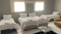 Heavenly Treats 111 self catering apartment - مطابخ