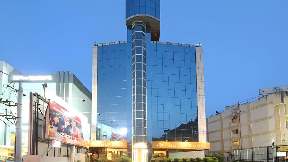 Hotel Roopa