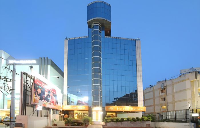 Hotel Roopa