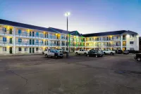 HomeTowne Studios Colorado Springs - Airport - Motel