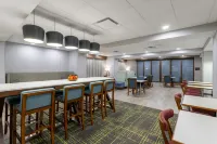 Hampton Inn Monticello - Pools