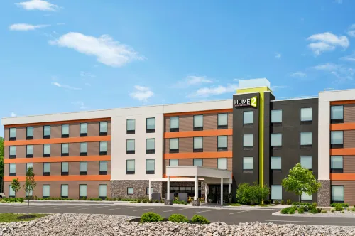 Home2 Suites by Hilton Rochester Greece - 3-Star