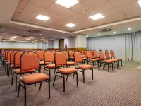 Ibis Styles Macaé - نادي رياضي