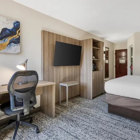 SureStay Plus Hotel by Best Western Chicago Lombard