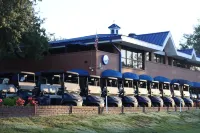 Holiday Inn GAINESVILLE-UNIVERSITY CTR by IHG - ที่มีที่จอดรถ