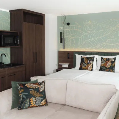 Der Stasta - New Opening Hotels near Riverside Shopping Centre