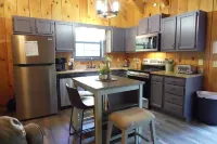 Moonshine Holler Pool Table Hottub Gburg Pigeon Forge 8 Miles - شاليه