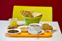 Premiere Classe Saintes - breakfast